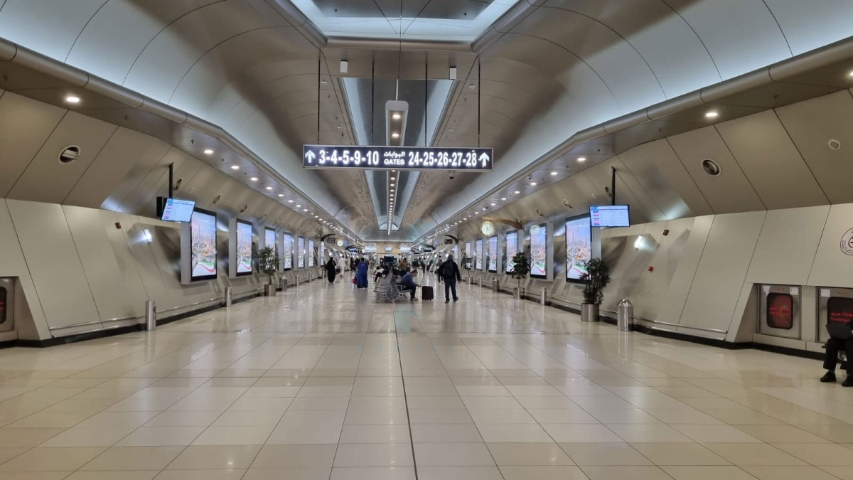 Summer travel declines 30% amid regional crises, inflation