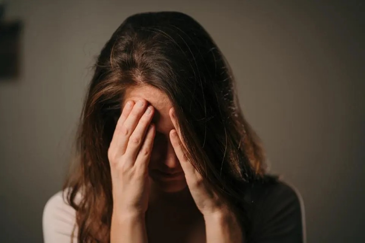 Why women are more prone to debilitating migraines