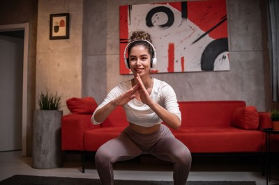 Squats before bed: How evening exercise can enhance sleep quality Squats before bed: How evening exercise can enhance sleep quality