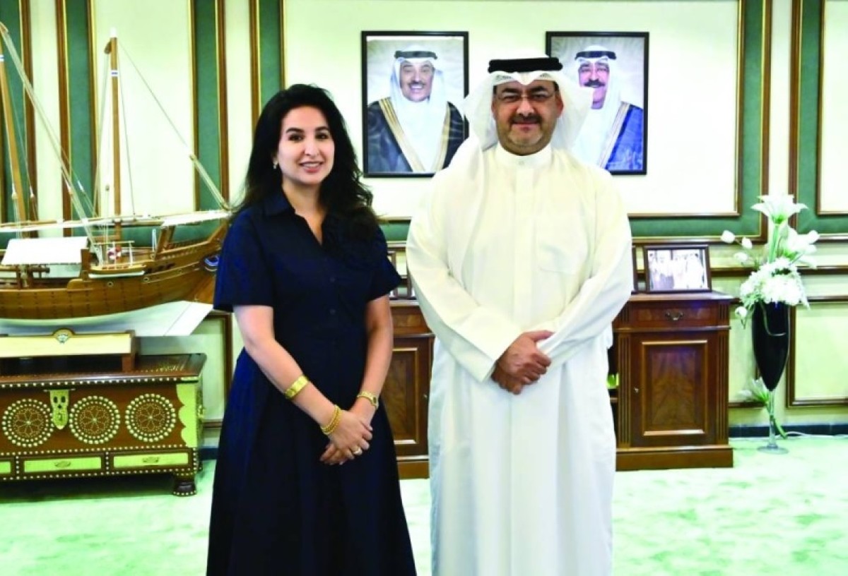 Capital Governor praises Sadu Association's efforts to preserve heritage