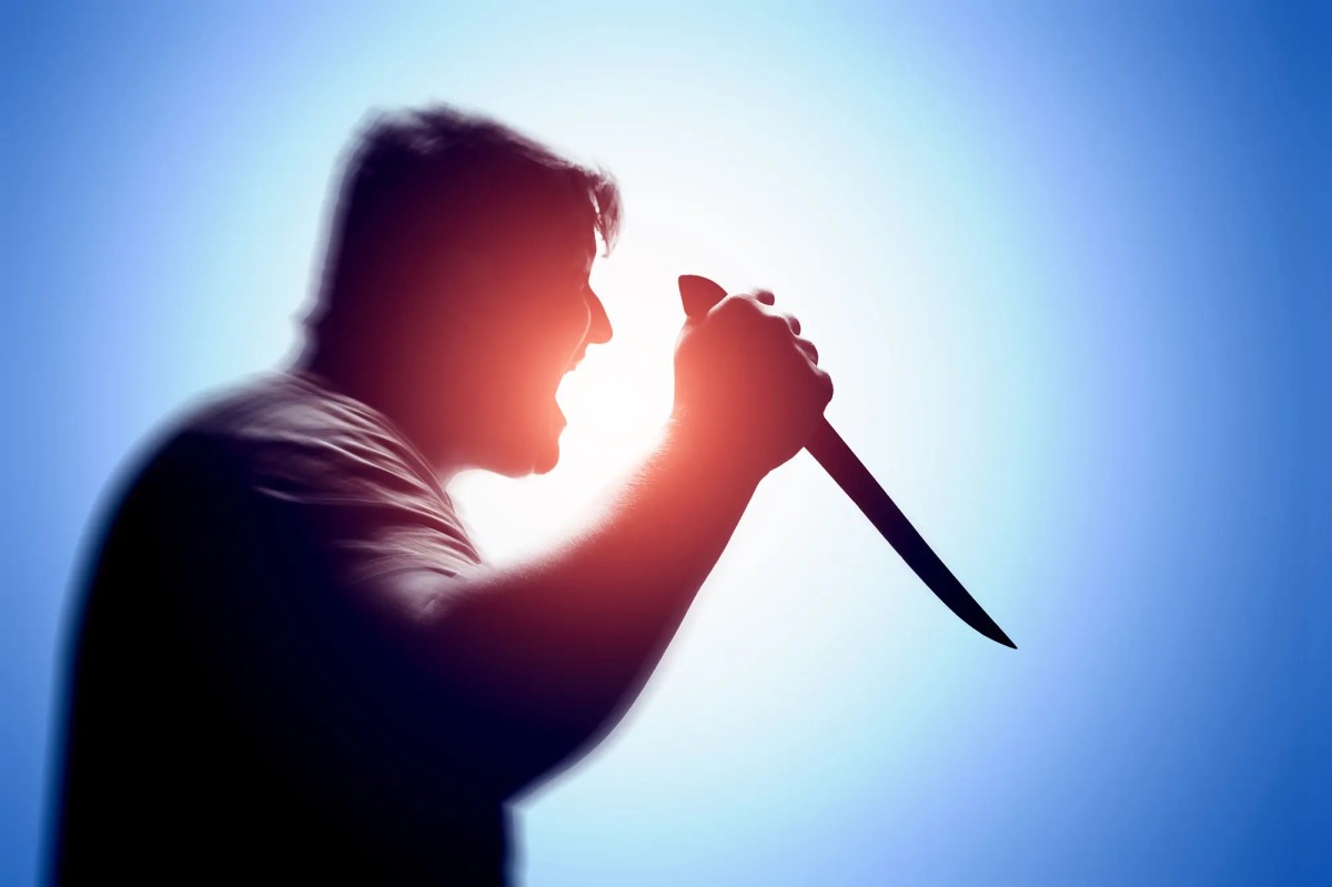 Authorities search for suspect after Asian man stabbed in Amghara