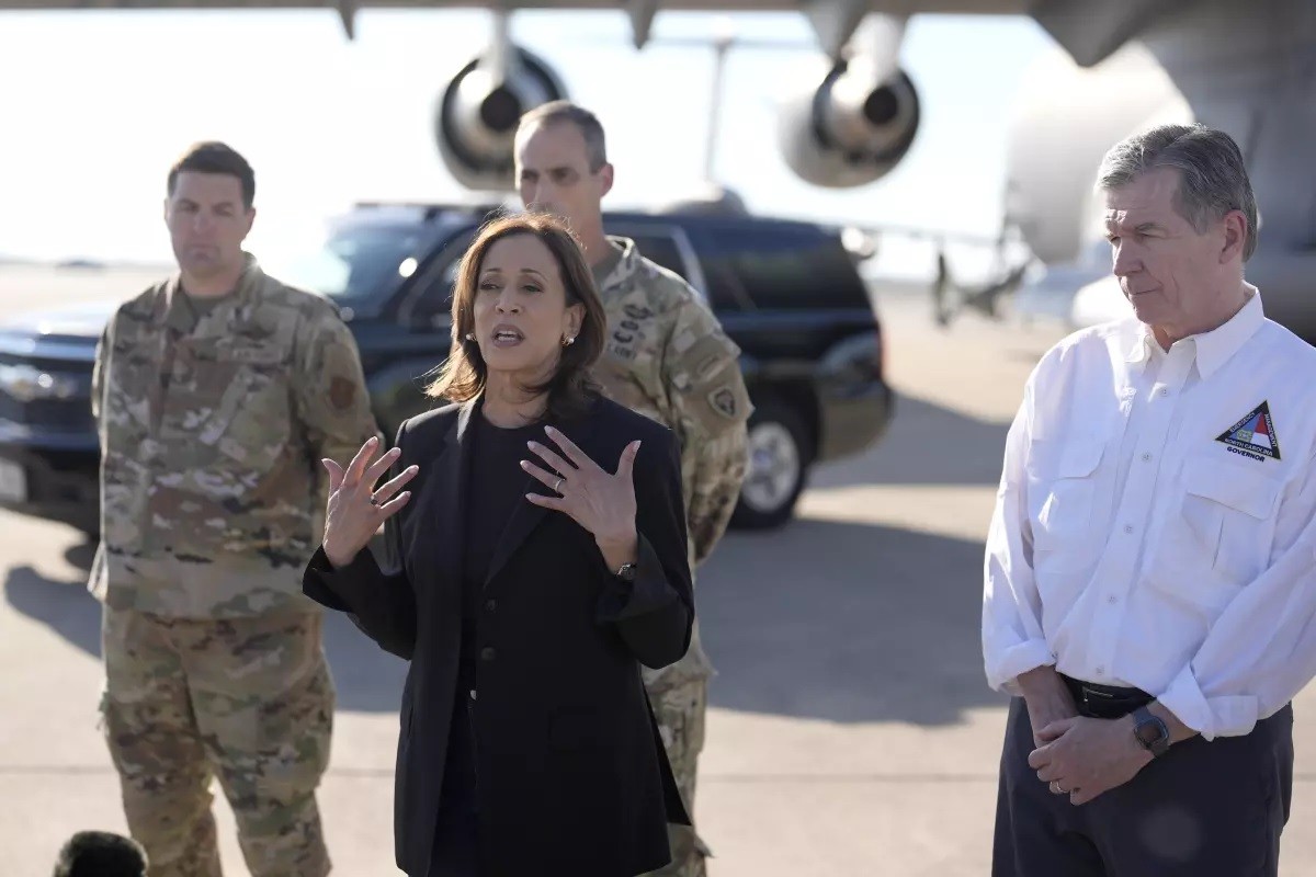 Harris pledges ongoing federal support as she visits NC to survey Helene&rsquo;s aftermath