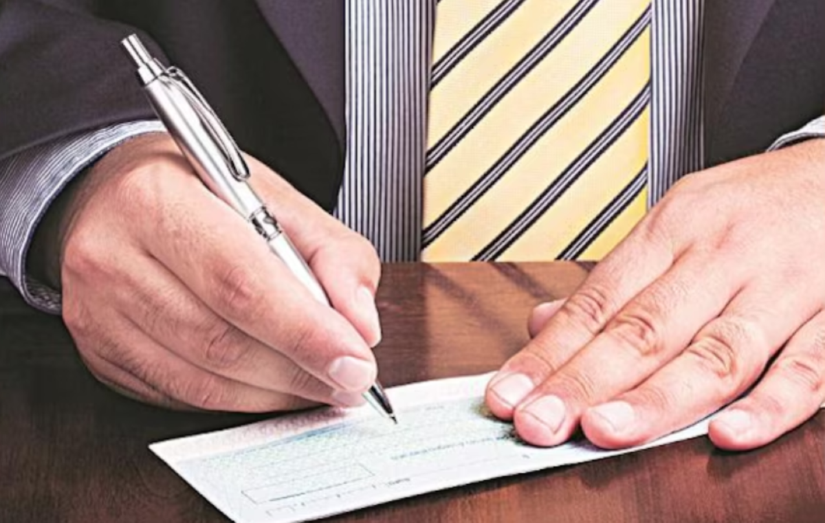 Over KD 99 mln in expired checks found in MoH audit