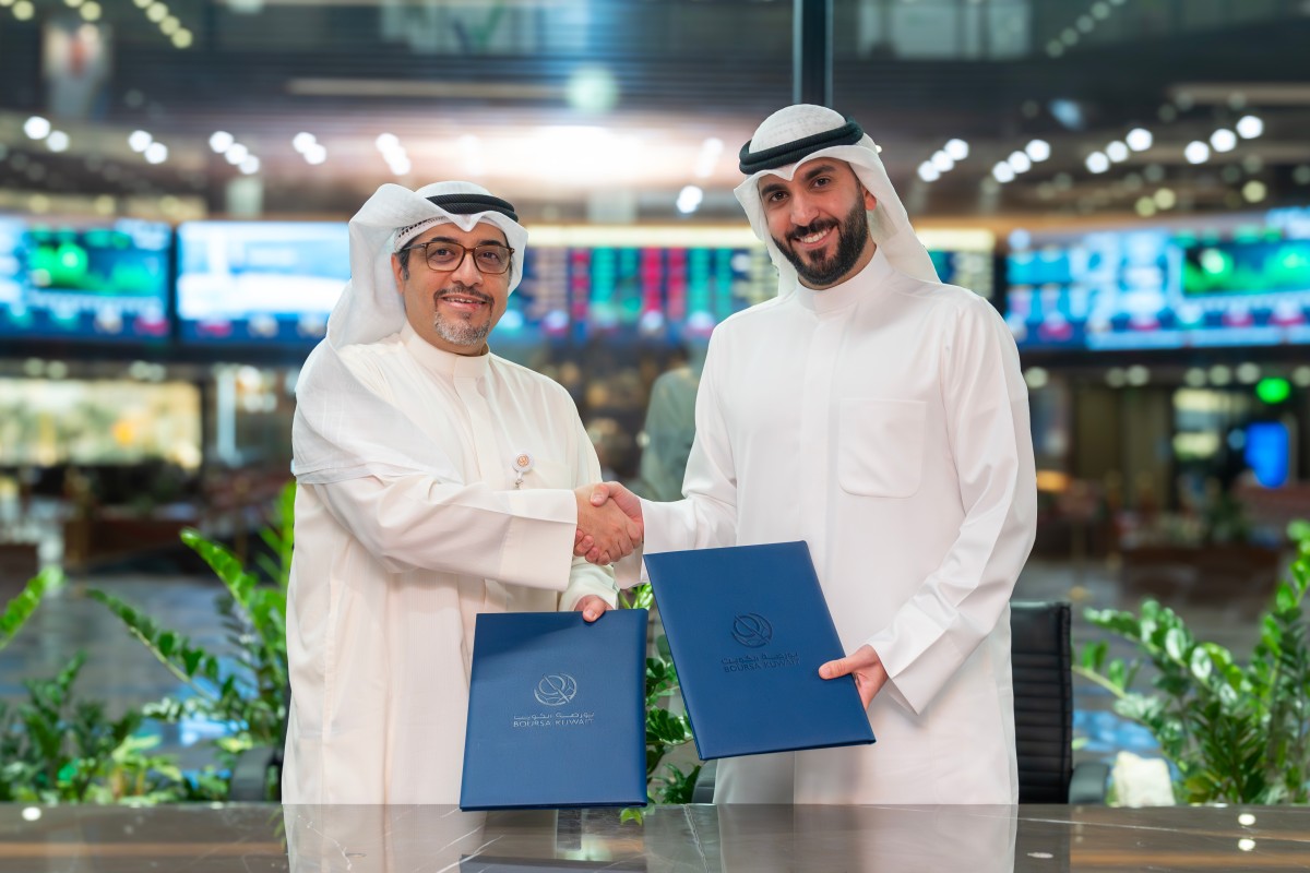 <b>Boursa Kuwait sponsors and hosts CODED Academy&rsquo;s UniCODE Program</b>