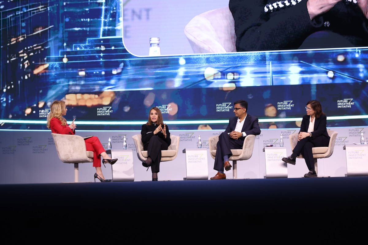 Shaikha Al-Bahar highlights AI as a key enabler driving banking growth and empowerment