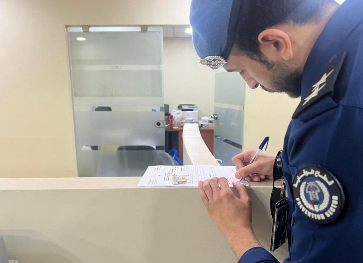 Kuwait Fire Service shuts down 41 businesses over safety violations ...