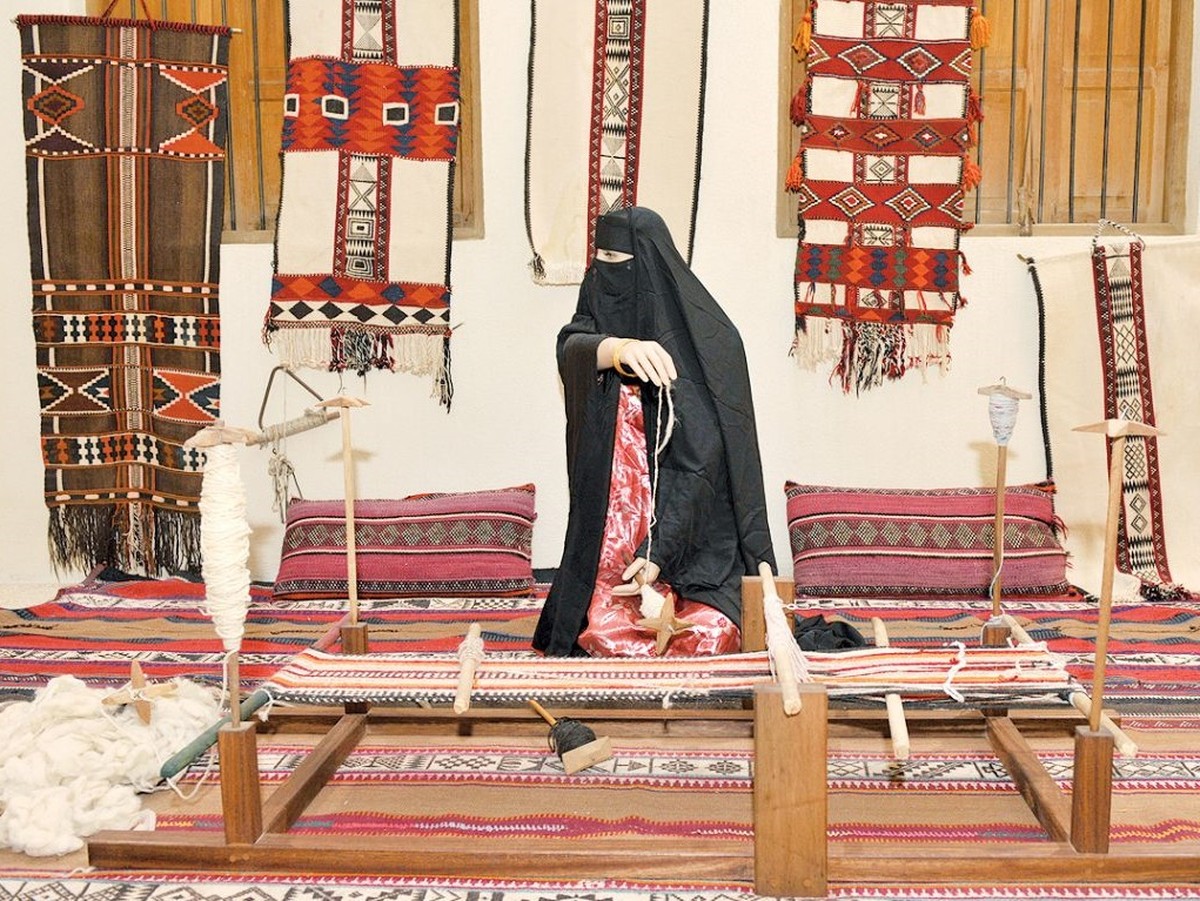 Al-Sadu Society hosts symposium on intangible cultural heritage at UNESCO