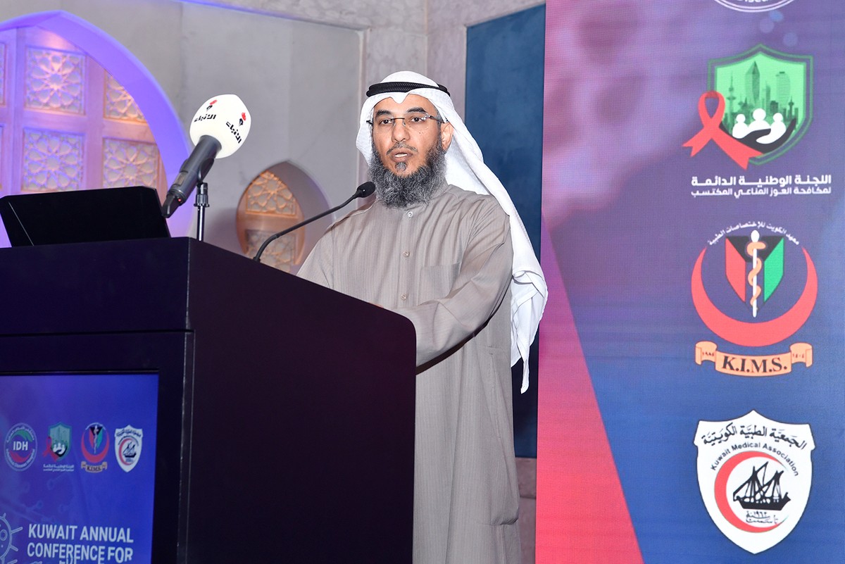 Kuwait deports over 100 expats with AIDS