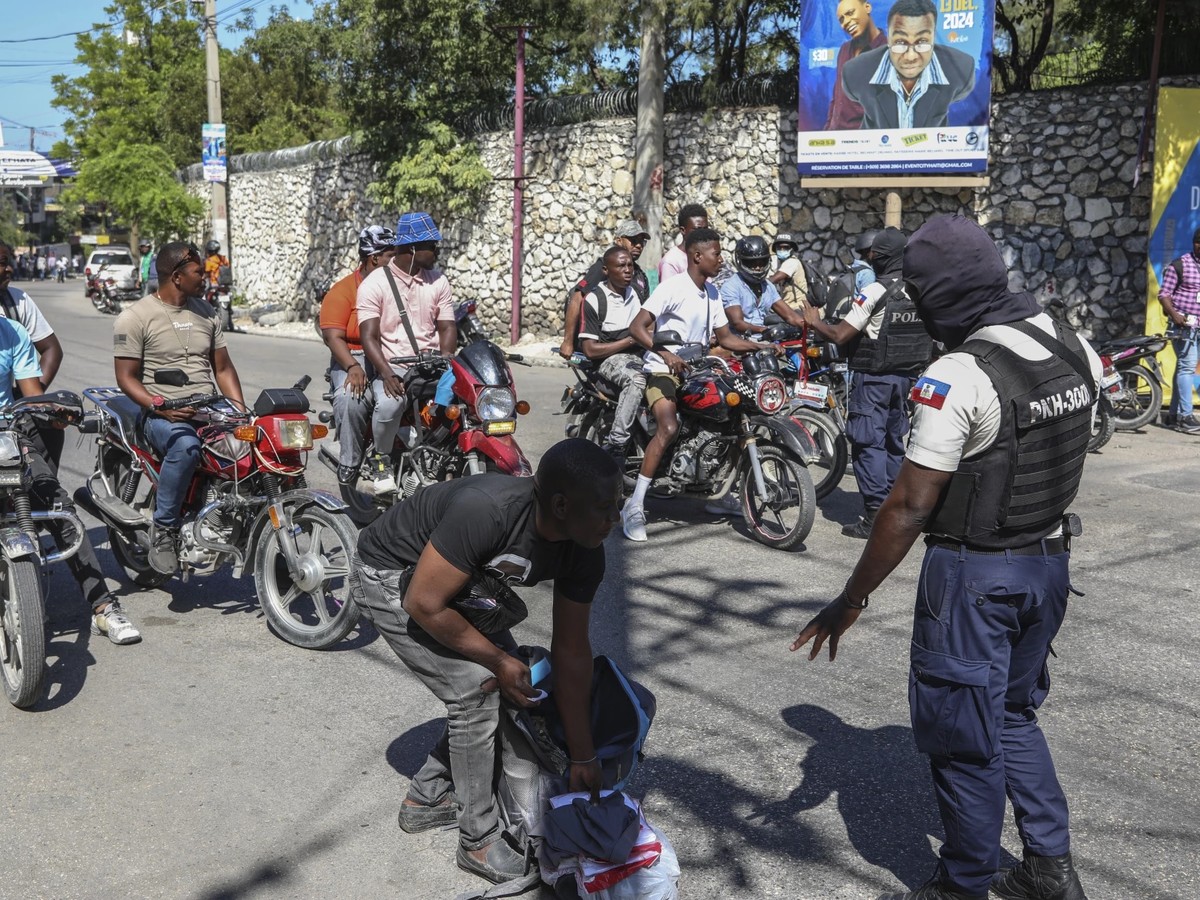 UN denies it is leaving Haiti to gang violence