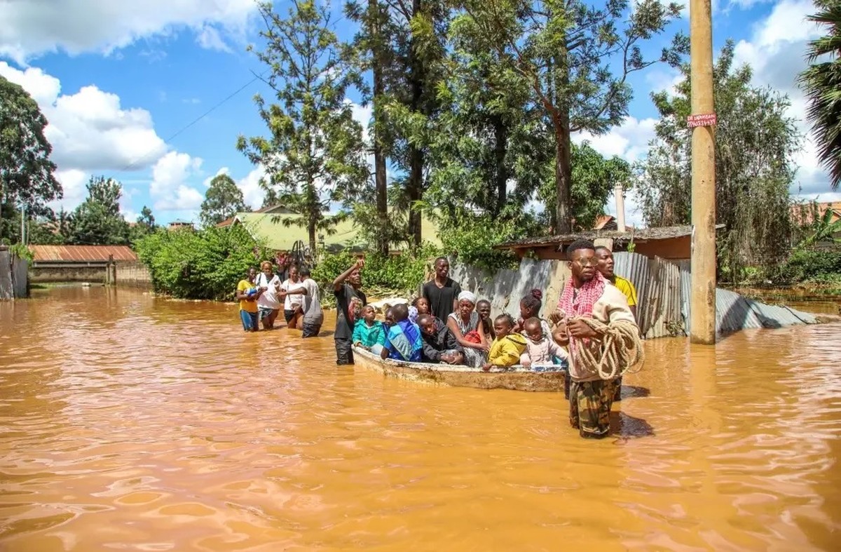 Kenya issues floods alert amid heavy rains