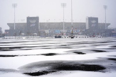 Storm blankets parts of the US during holiday travel weekend with more ...