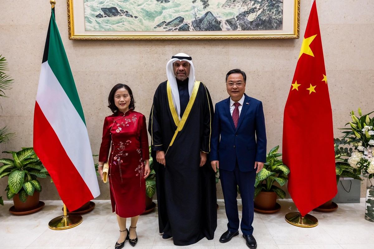 Foreign minister commends strong Kuwait-China relations and cooperation