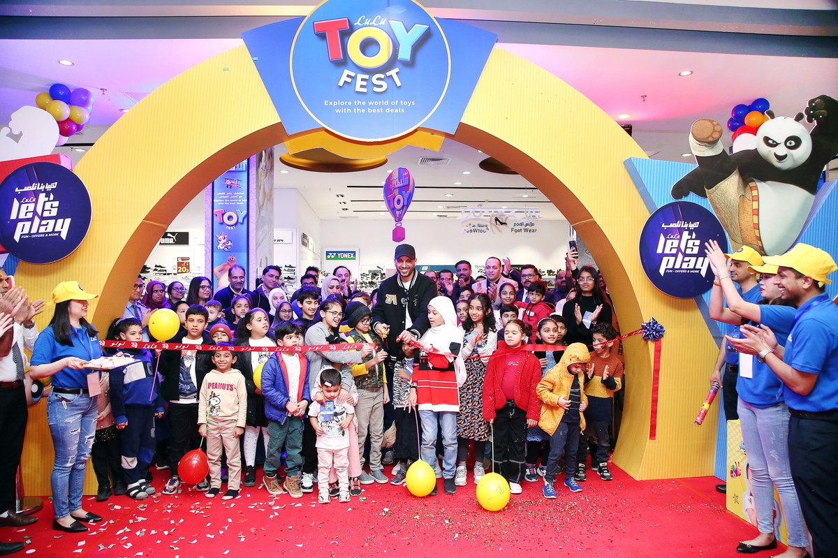 Season to play, game, and save big at LuLu Hypermarket