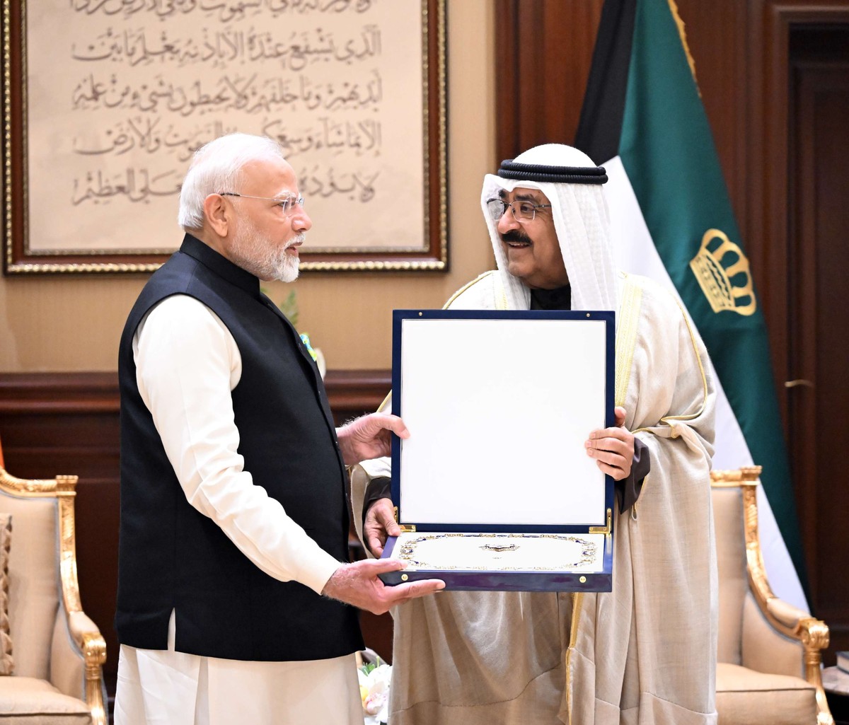 Amir bestows prestigious Mubarak Al-Kabeer Order on India PM Modi