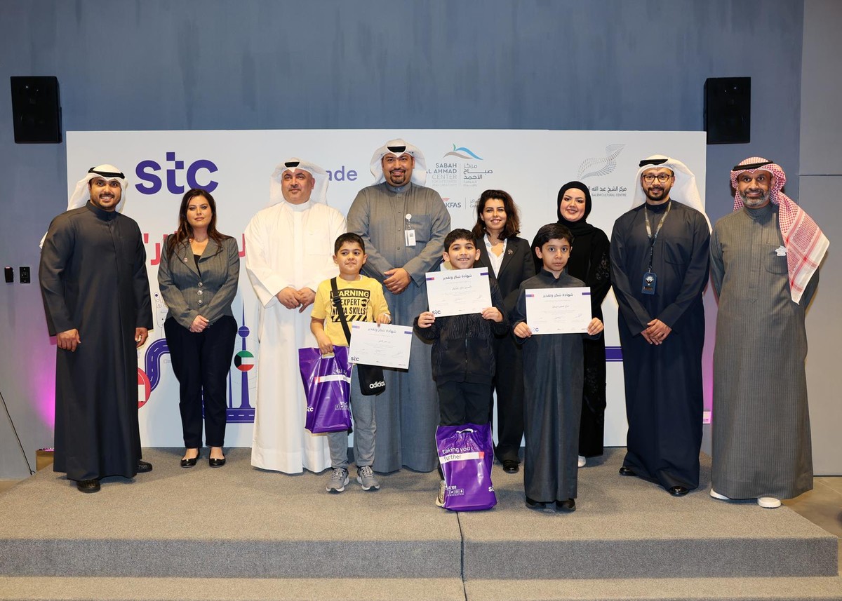 <b>stc creates lasting contributions in the community by leading the way in sustainable corporate social responsibility</b>