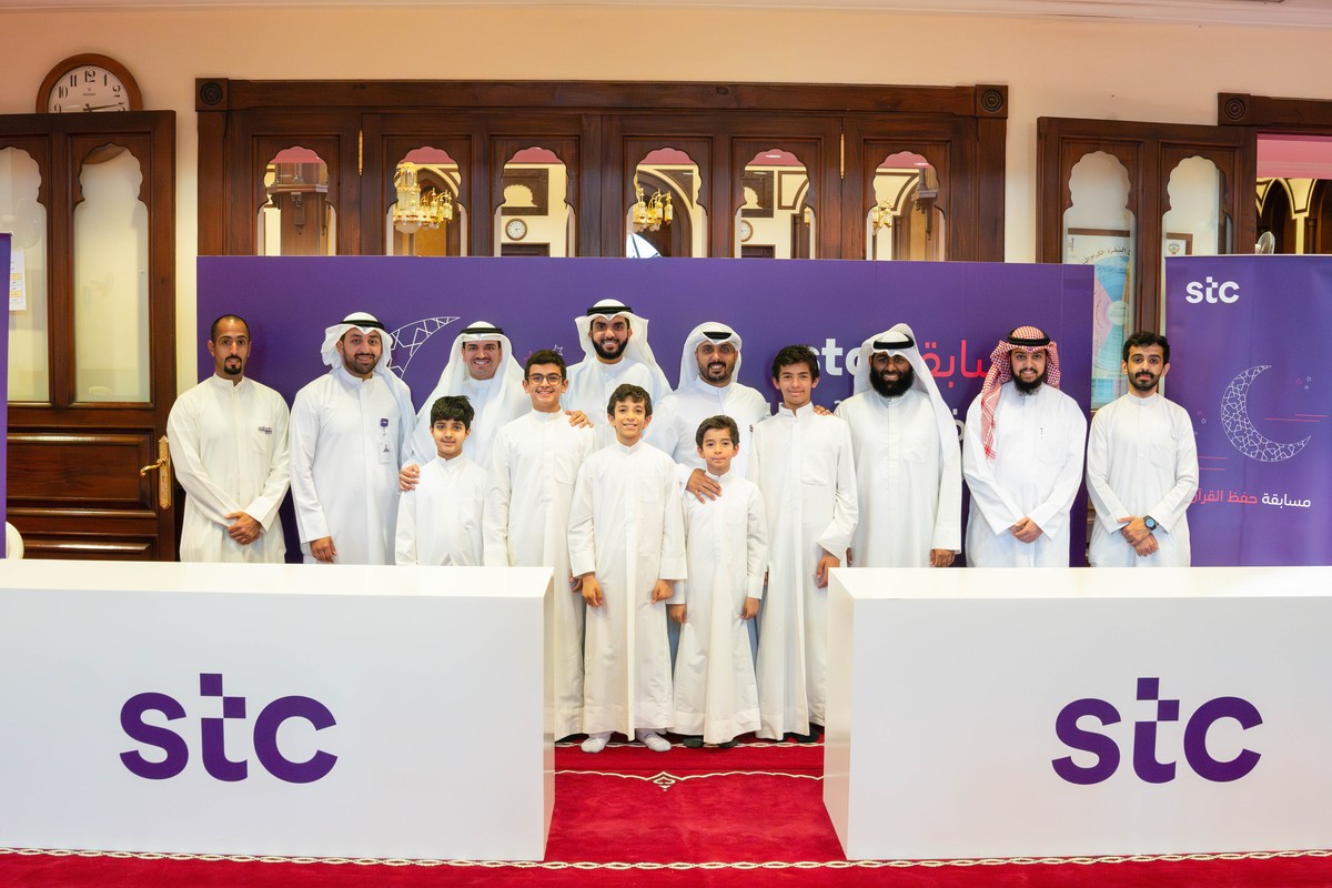 <b>stc creates lasting contributions in the community by leading the way in sustainable corporate social responsibility</b>