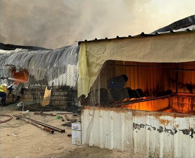 Firefighting teams contain warehouse fire in the Al-Wafra area | arabtimes