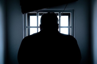 Sergeant wegen falscher Alkoholdelikte ins Gefängnis gebracht