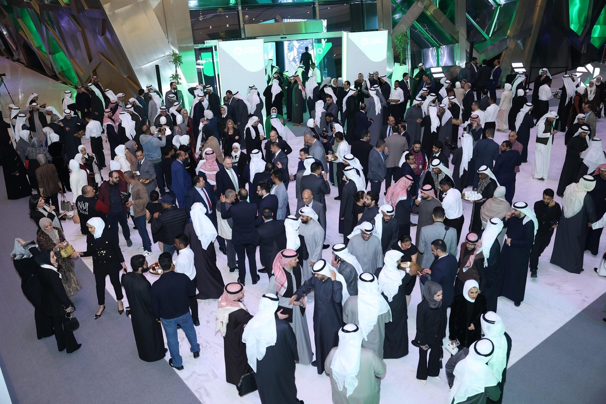 <b>KFH Unveils New Visual Identity... Beyond Horizons</b>