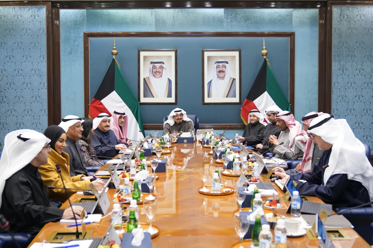 Kuwait Cabinet approves energy projects, diplomatic account modernization, and nationality investigations