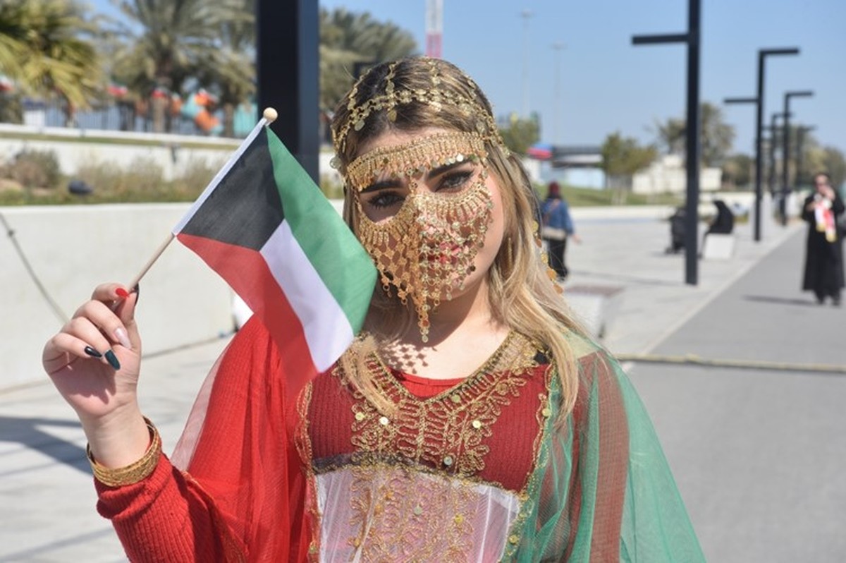 Thousands Gather to Celebrate Kuwait&rsquo;s National and Liberation Day Anniversaries