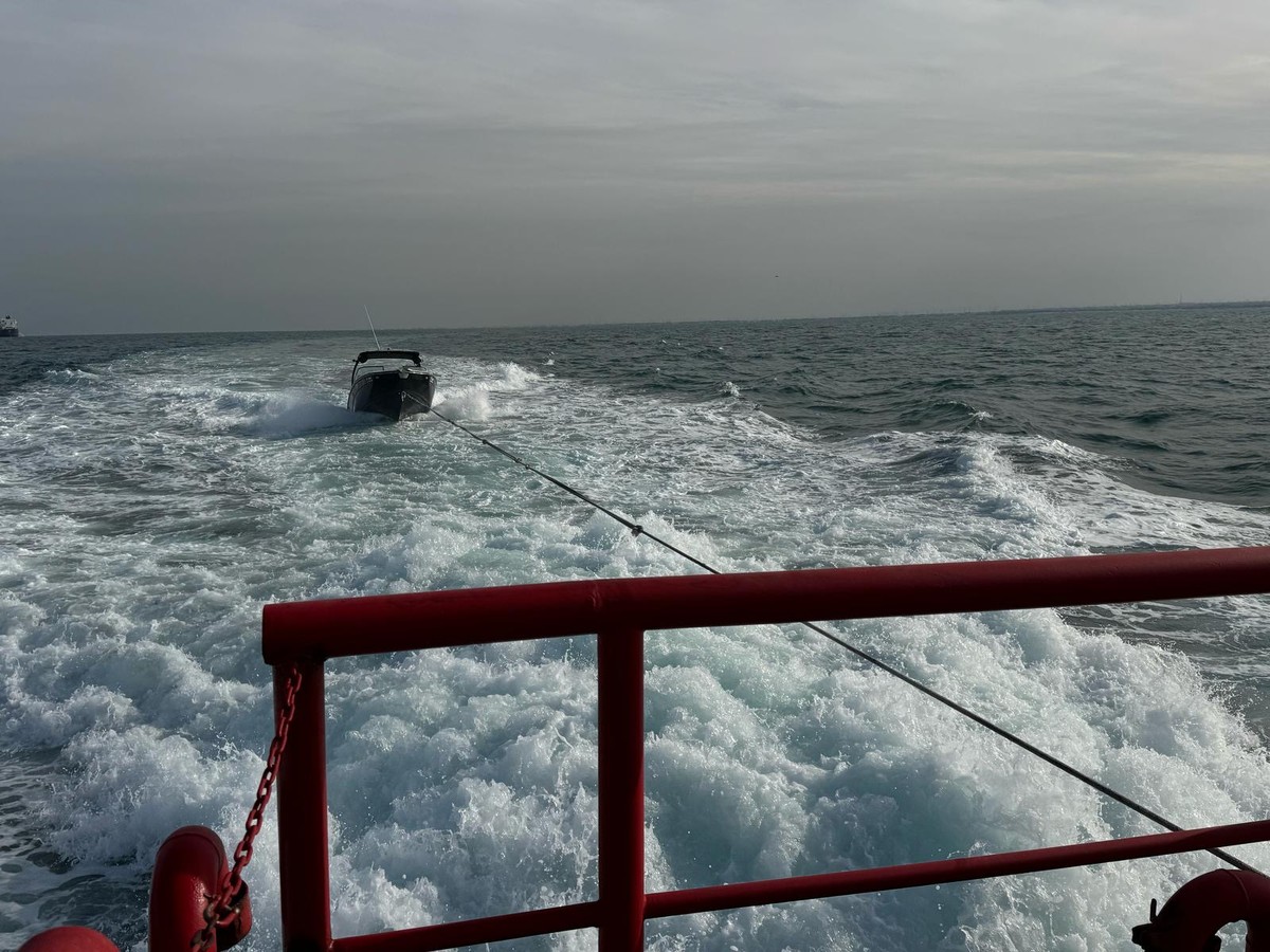 Maritime Rescue Team Saves Stranded Passengers and Boat