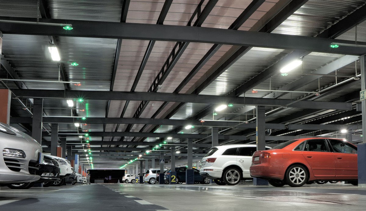 Kuwait&rsquo;s 2.3 mln cars push parking crisis to new heights