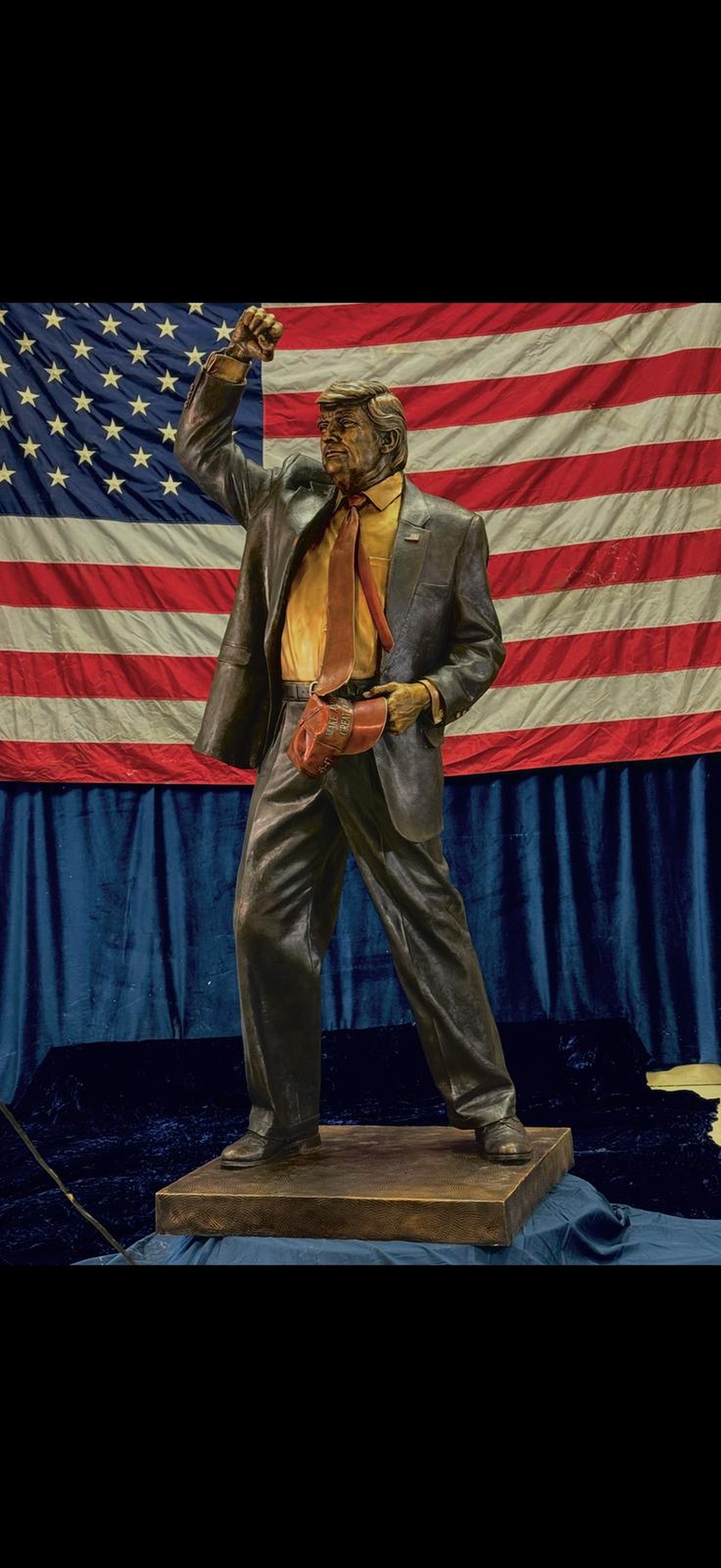 Filmmaker unveils 7-foot Trump statue for Presidents Day