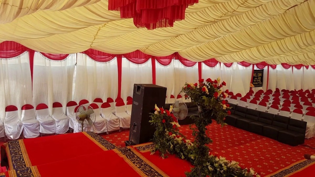 Urgent call to amend event tent regulations amid venue shortage