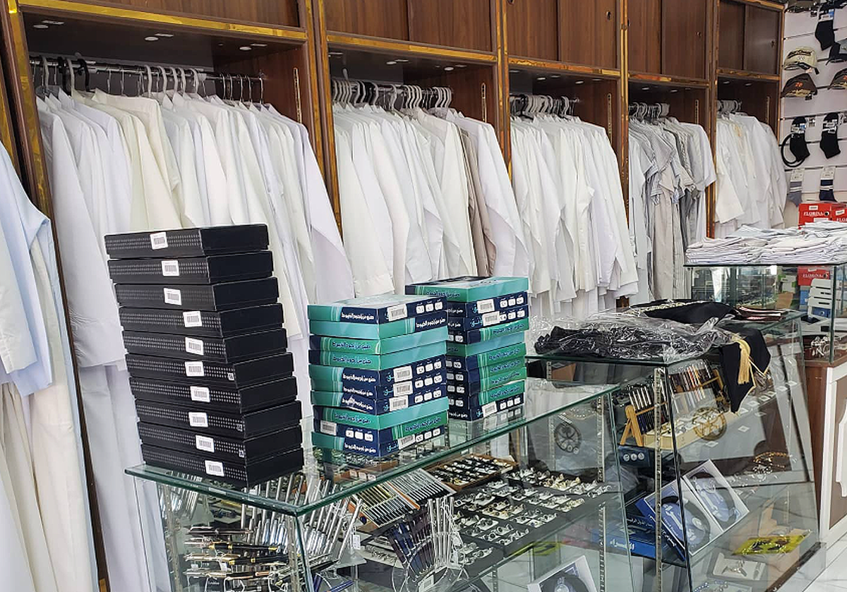 &lsquo;Dishdashas&rsquo;, &lsquo;abayas&rsquo; ... demand grows as Eid approaches