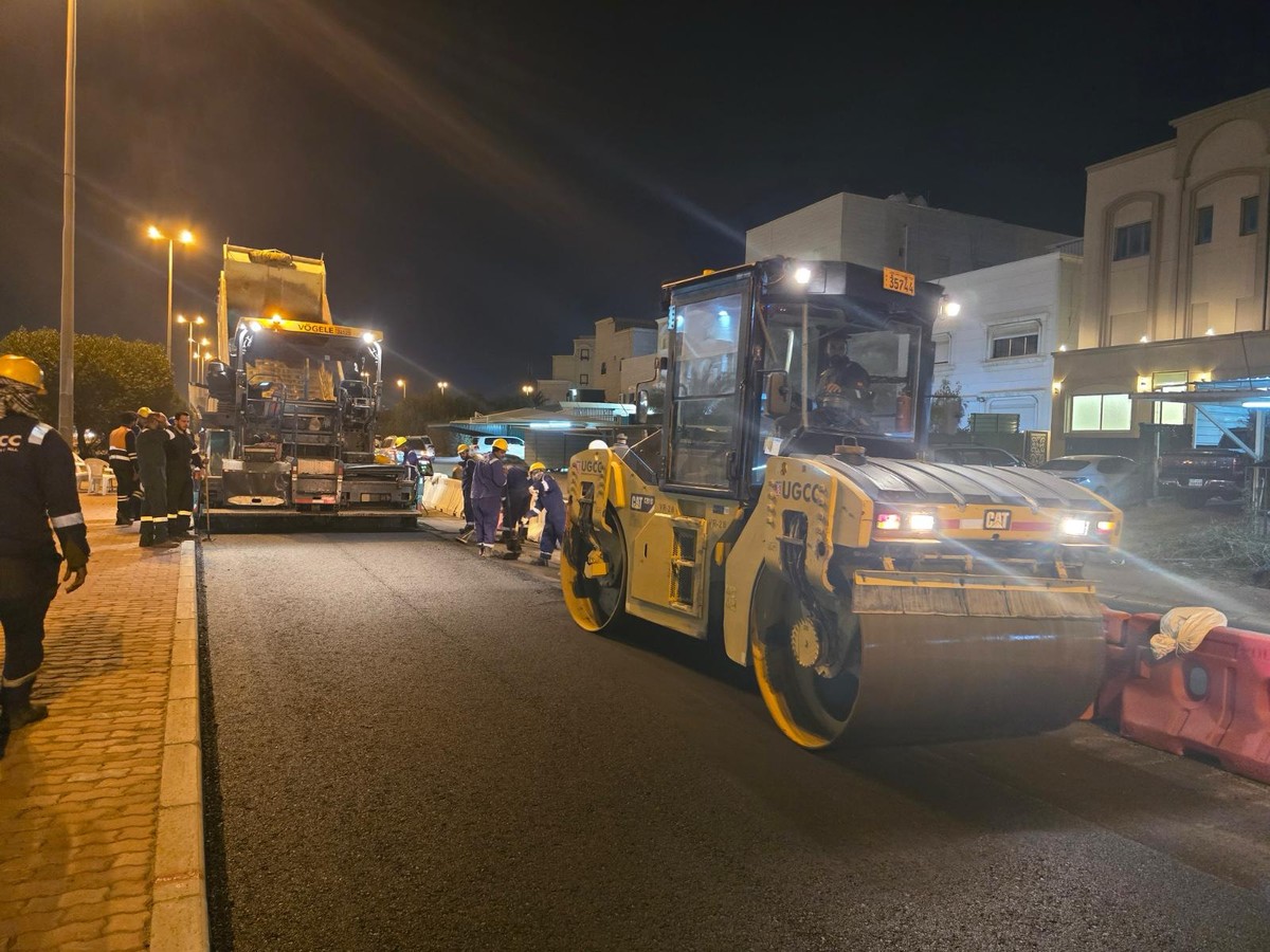 Kuwait launches road maintenance in Jaber Al-Ali area with focus on quality, timely completion