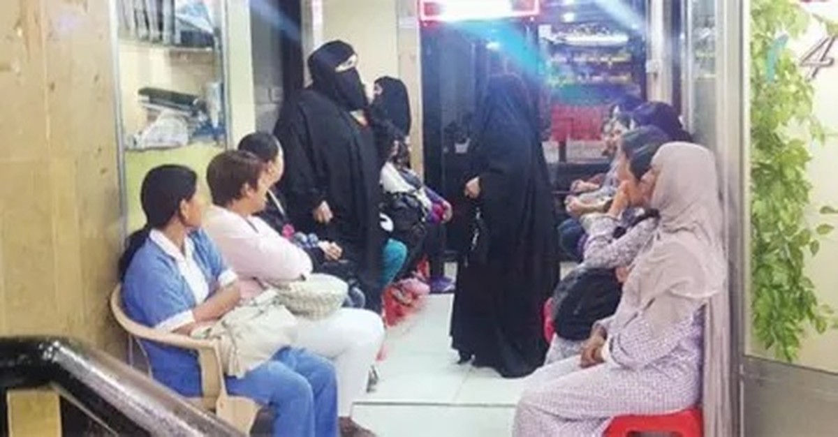 Kuwait&rsquo;s domestic worker shortage could fuel black market, expert warns
