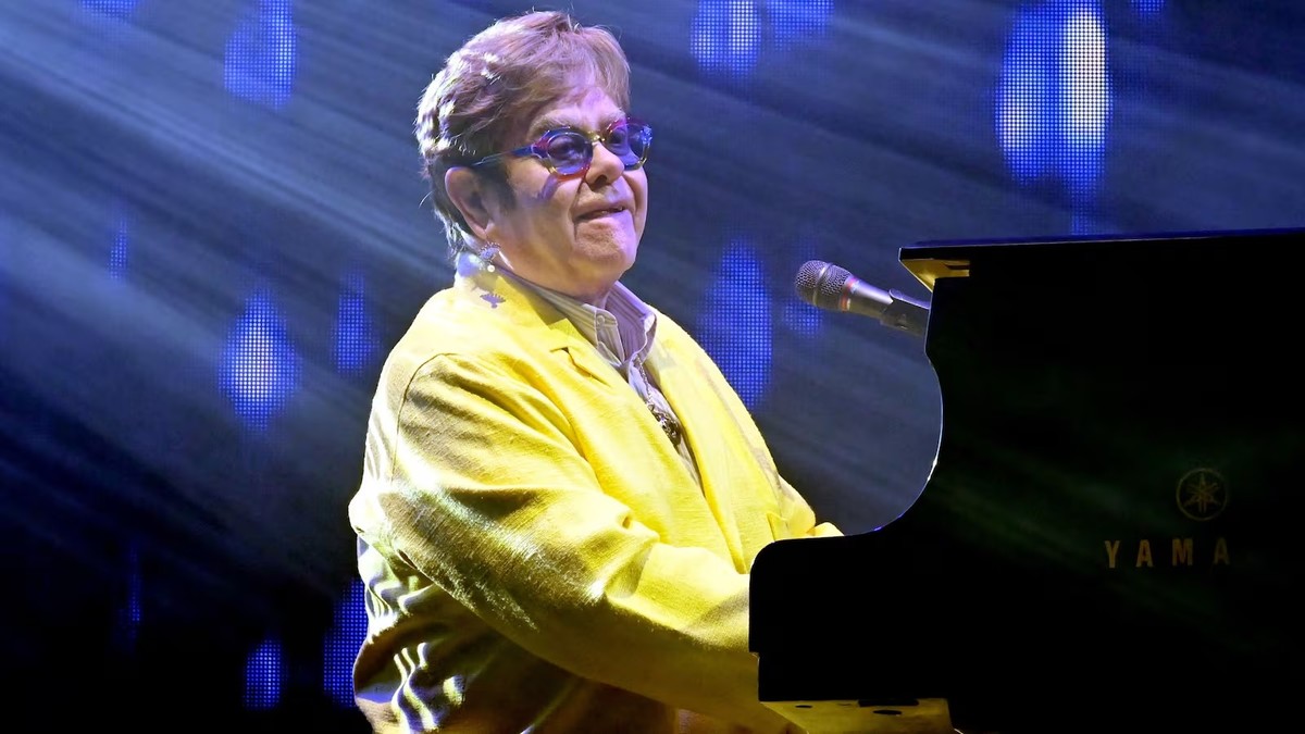 'It&rsquo;s distressing': Elton John opens up about losing his sight
