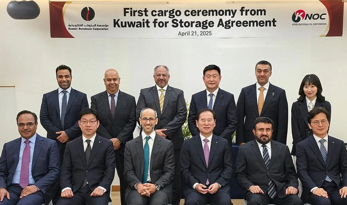 Kuwait celebrates 1st oil shipment to South Korea