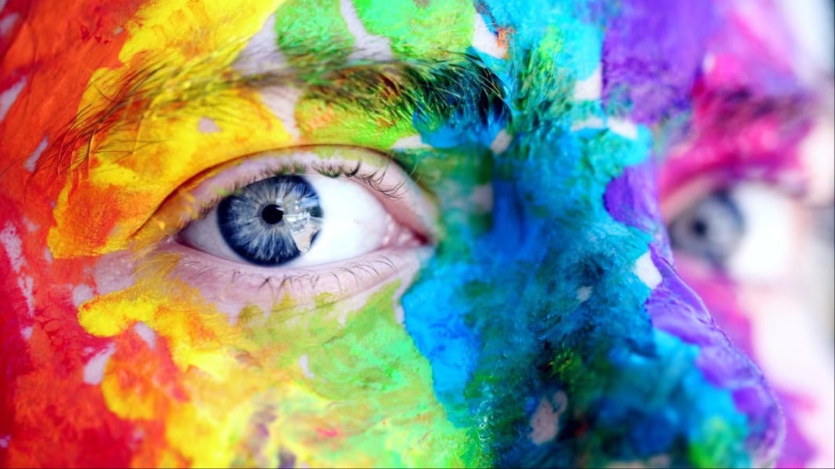 Scientists unlock never-before-seen colors with experimental tech