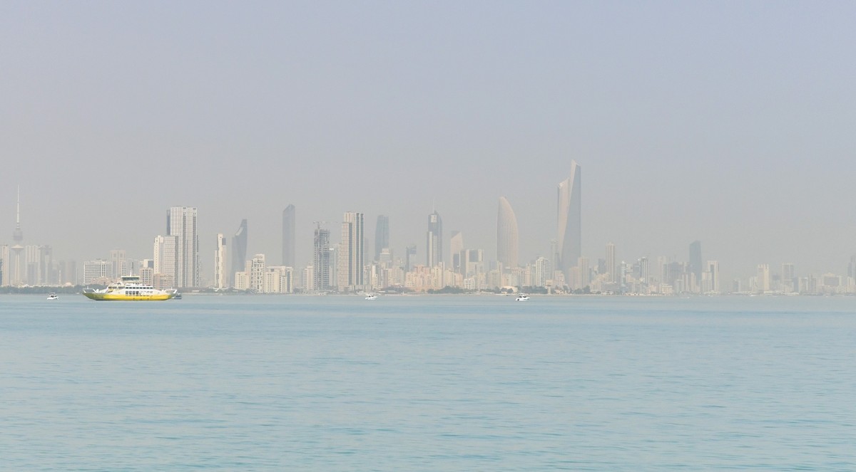 Hot and dusty conditions expected in Kuwait over the weekend