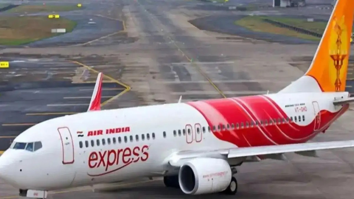 Flights Halted at 32 Indian Airports Due to Security Concerns