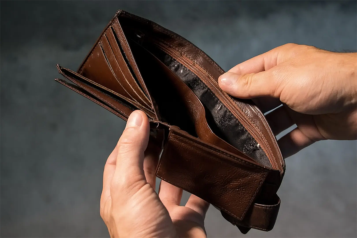 Delayed Salaries in Kuwait? Here&rsquo;s How to Fight Back Legally