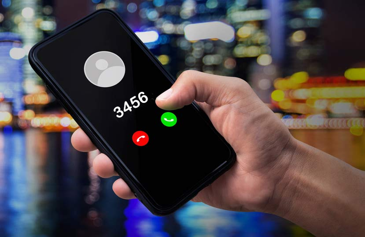 Expat Refuses To Fall For Passport Officer Impersonation Scam