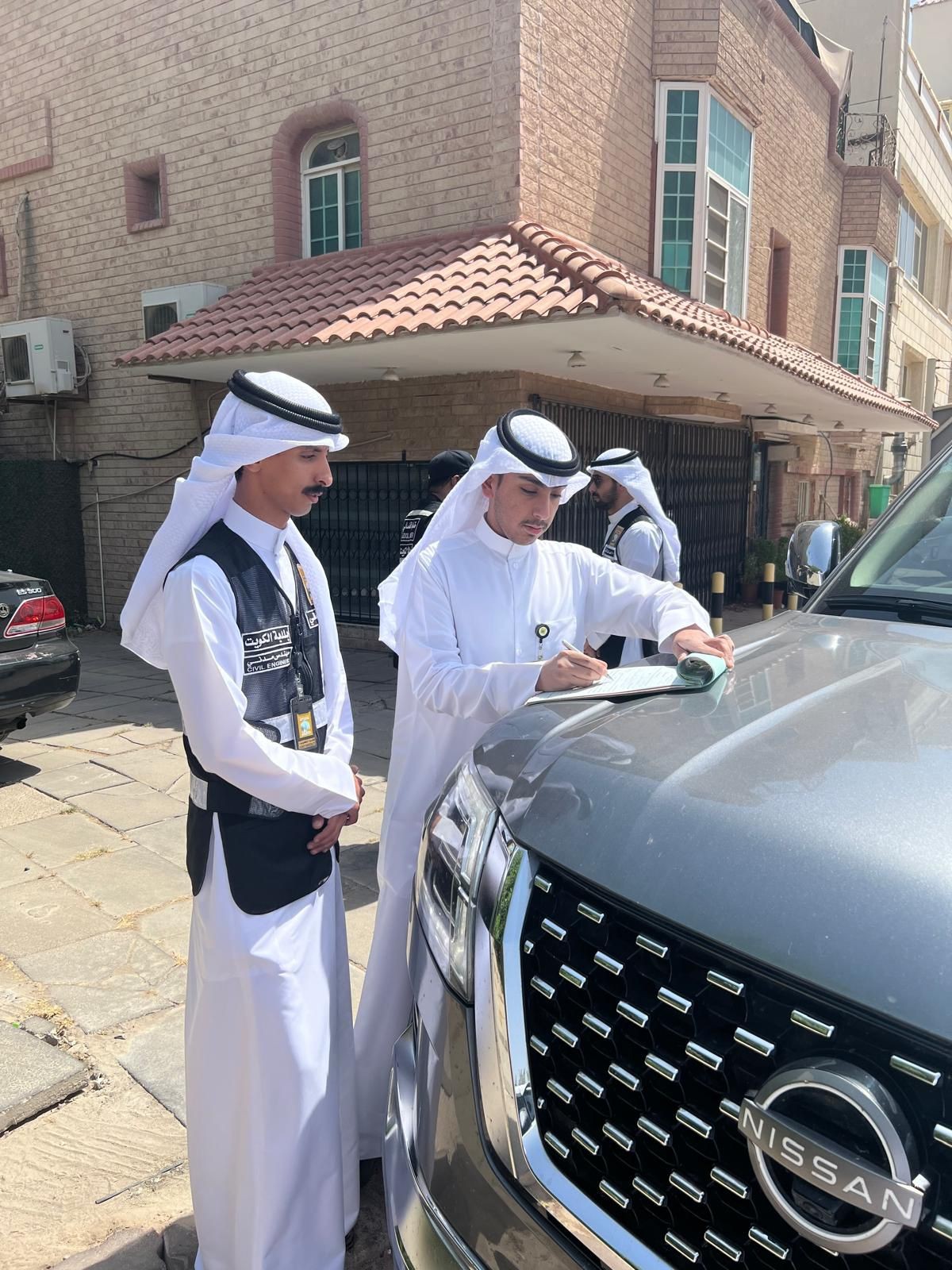 Municipality begins clearing charities from private homes in Mubarak Al-Kabeer