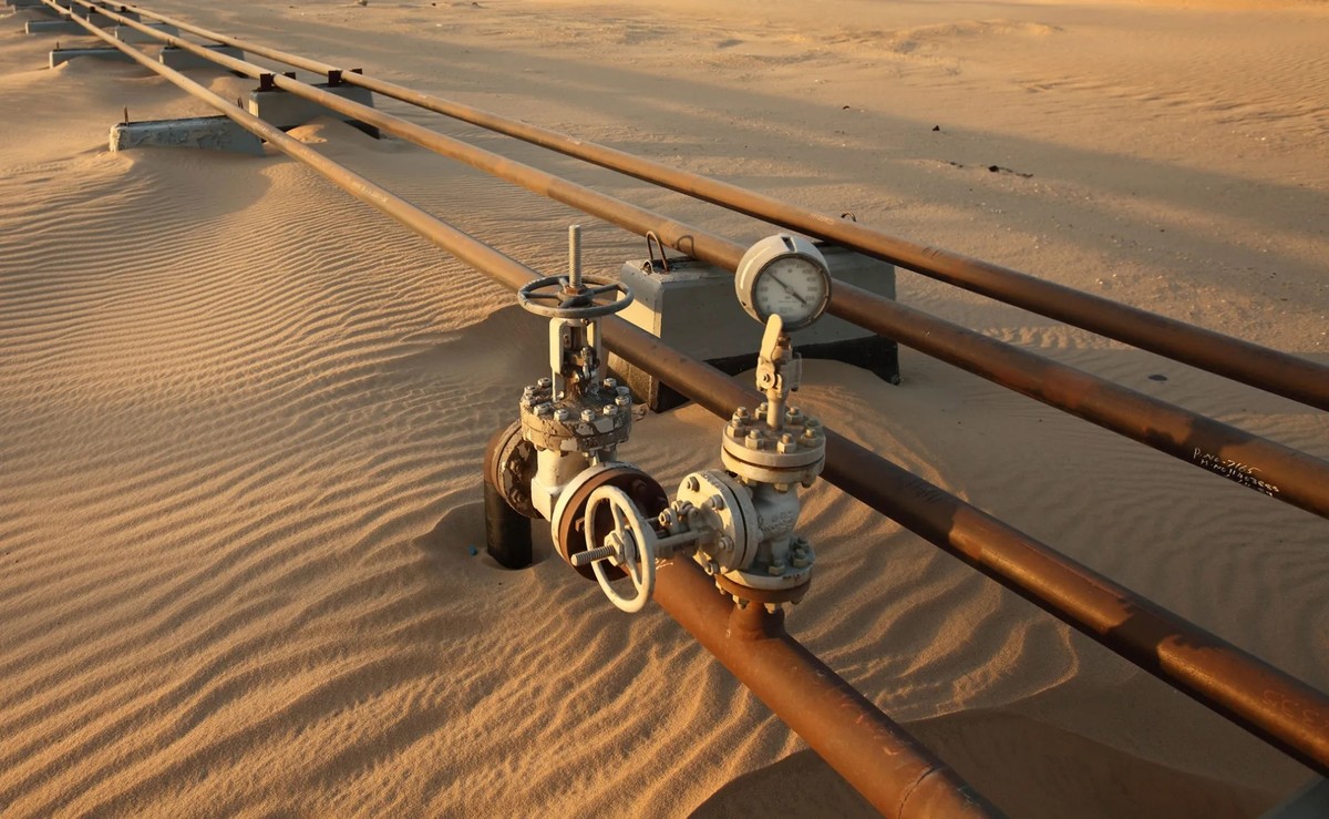 Kuwait, Saudi Arabia announce new oil discovery in the divided zone