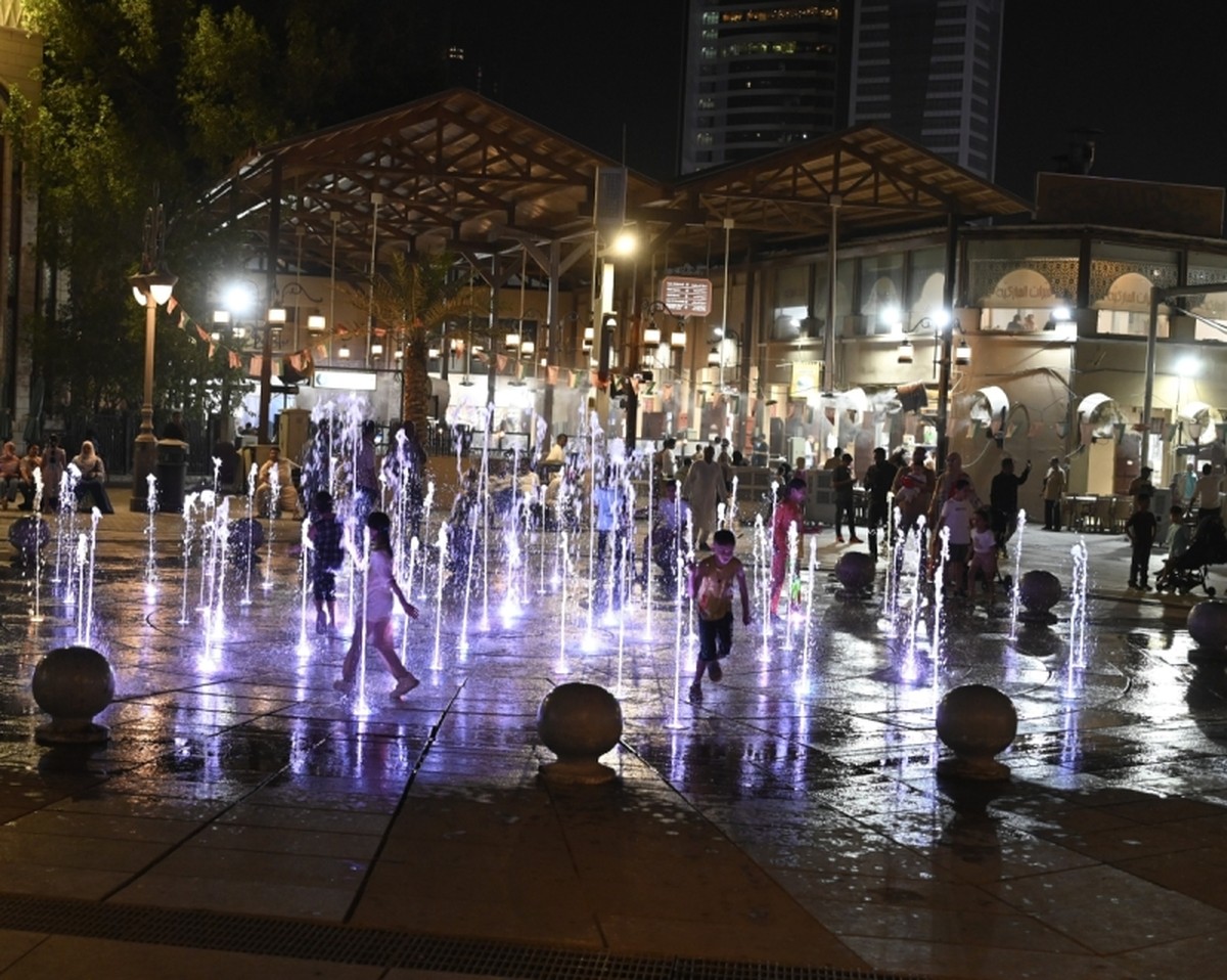 Eid al-Adha Festivities Fill Kuwait&rsquo;s Mubarakiya with Laughter and Community