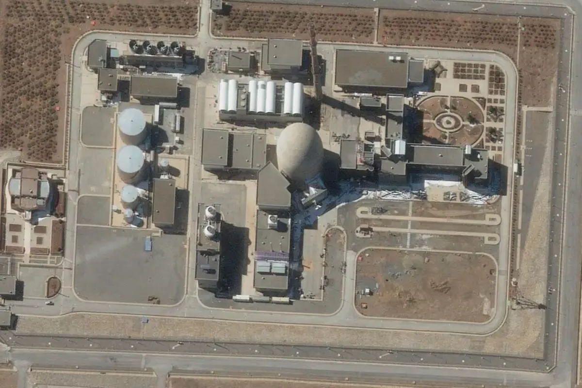 Israel Bombs Iranian Nuclear Facilities in Arak