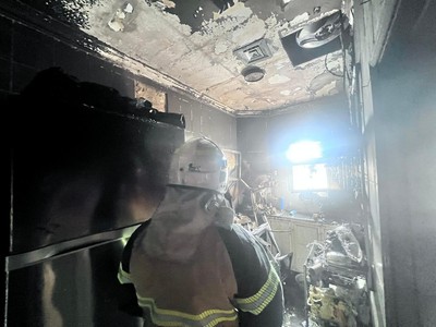 Fire Contained In Farwaniya Apartment Building | arabtimes