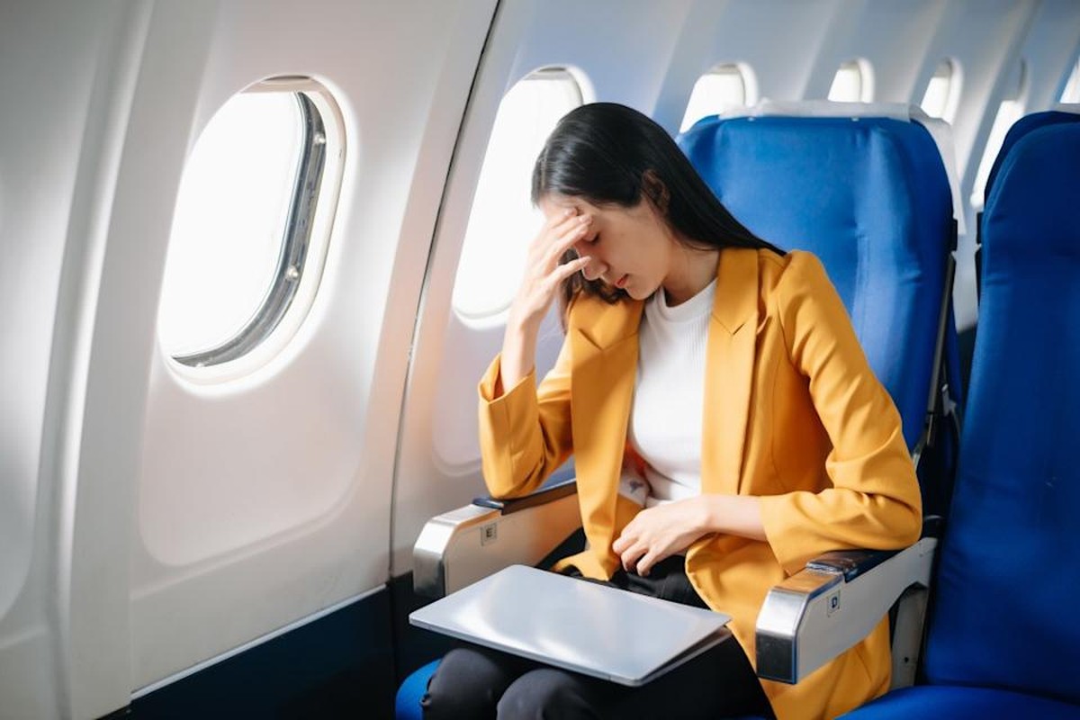 What you need to know about 'airplane headaches'