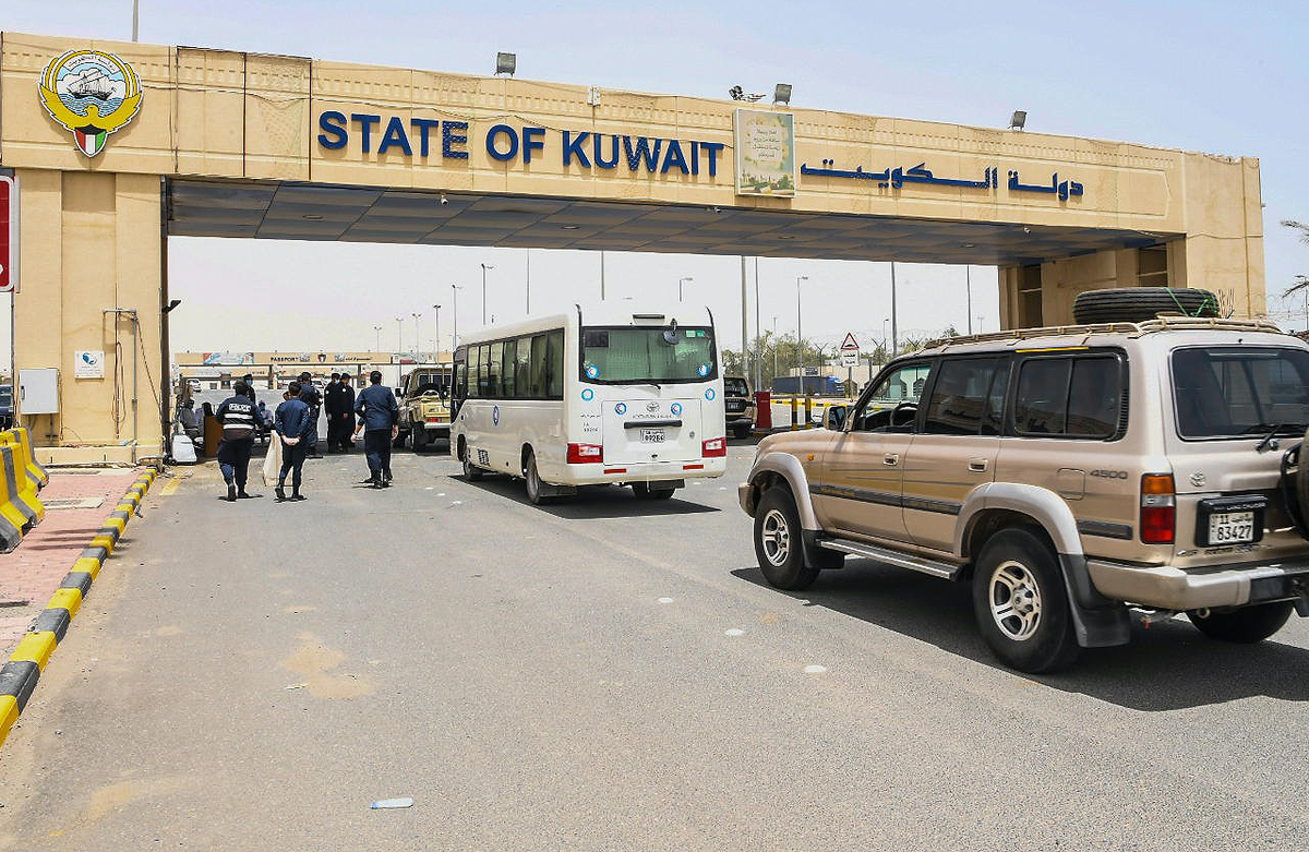 Four Minors Found Concealed Under SUV at Kuwait-Saudi Border