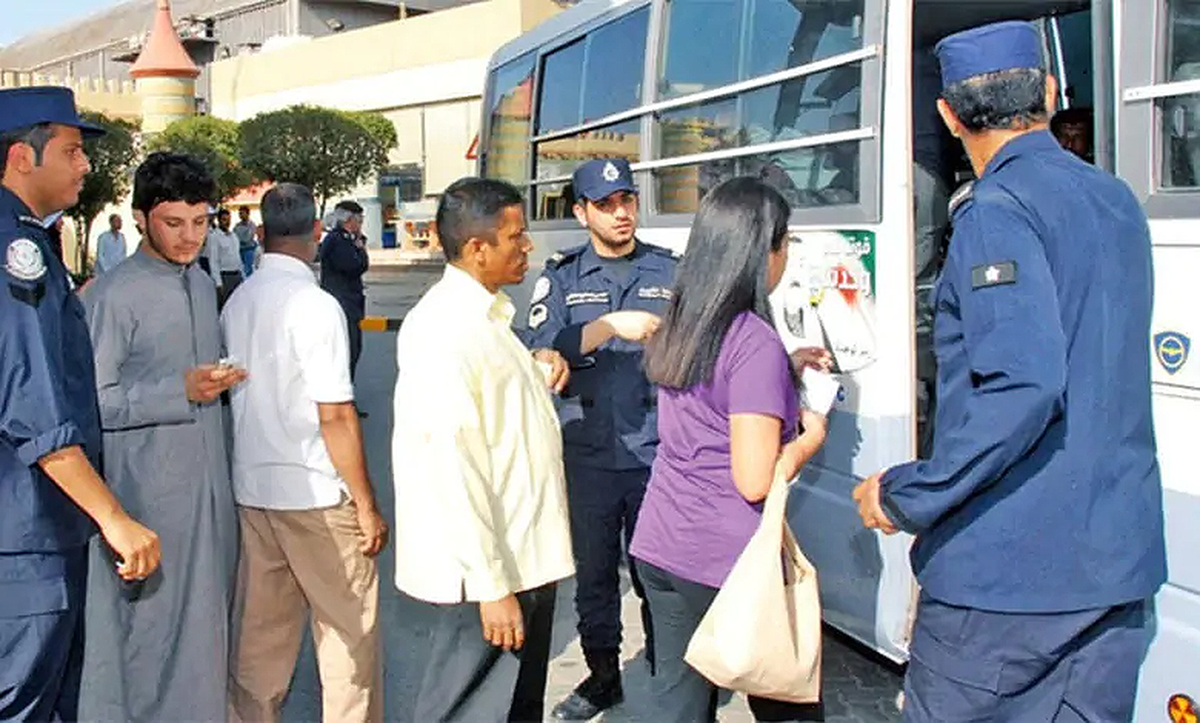 Kuwait Boots Out 6,300 Expats In 60 Days