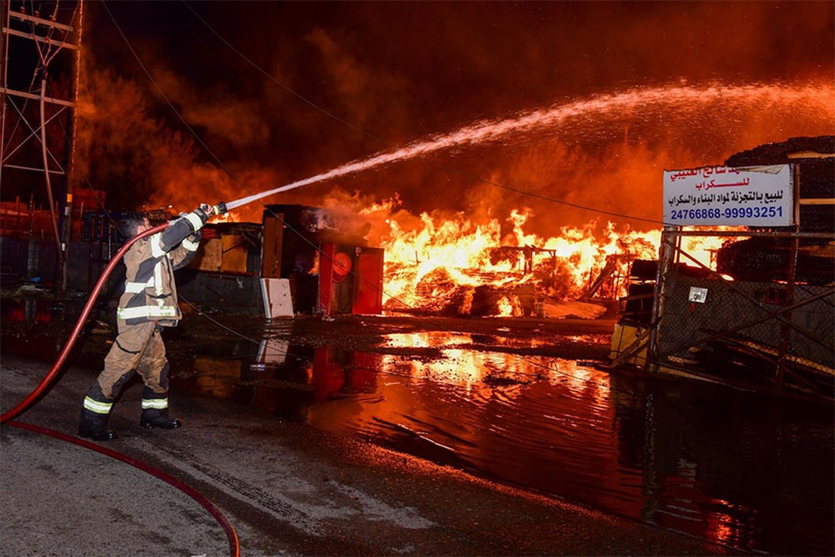 Blaze Erupts in Amghara; Three Rescued from Sinking Boat in Kuwait