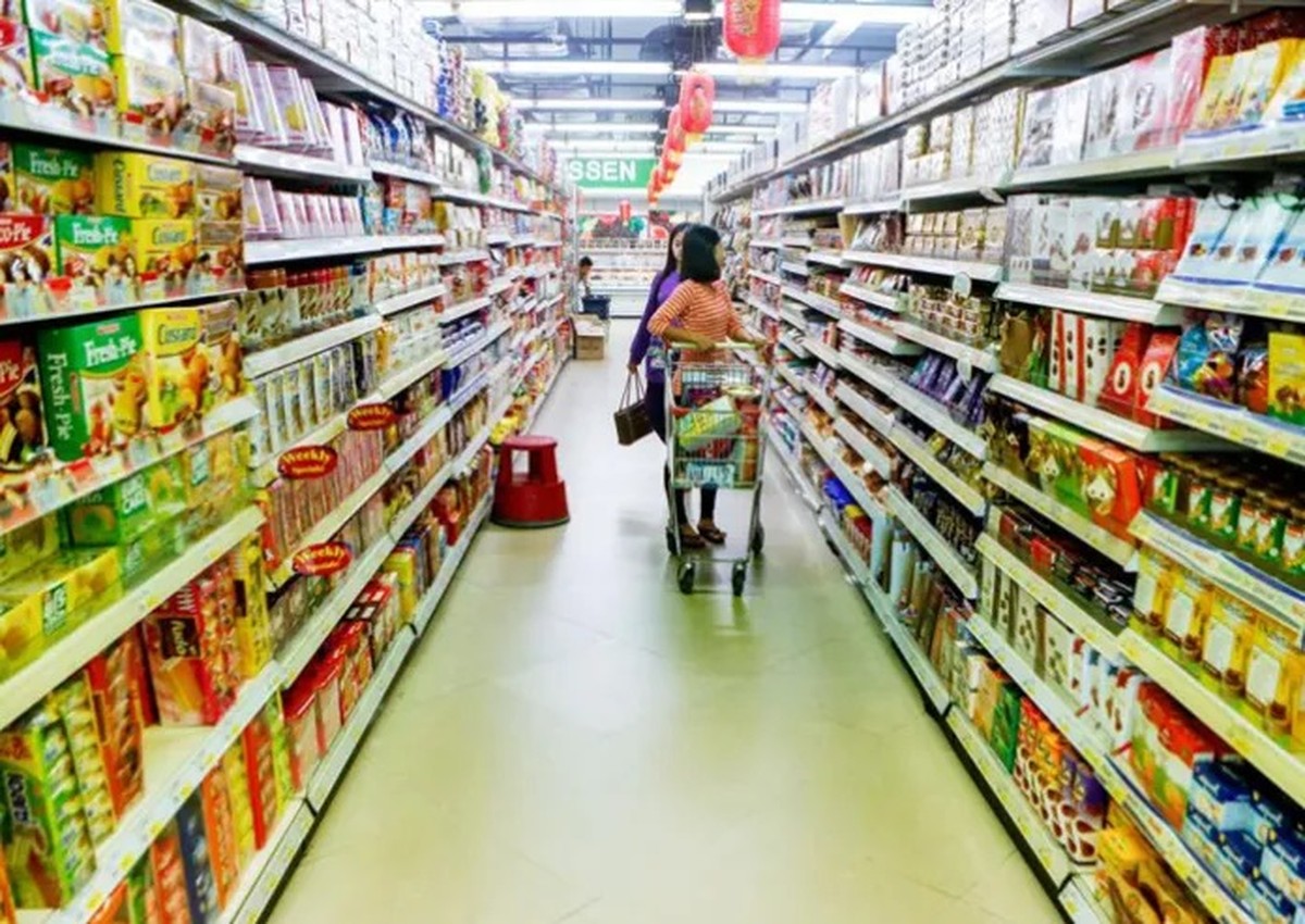 Improper storage, labeling land Kuwait cooperatives in trouble