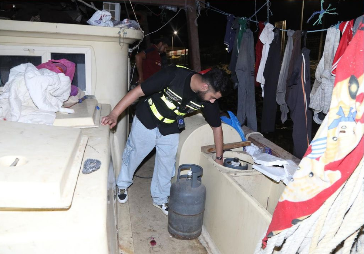 Cooking Stoves, Flammable Materials, and No Space Between! Dhows Under Fire